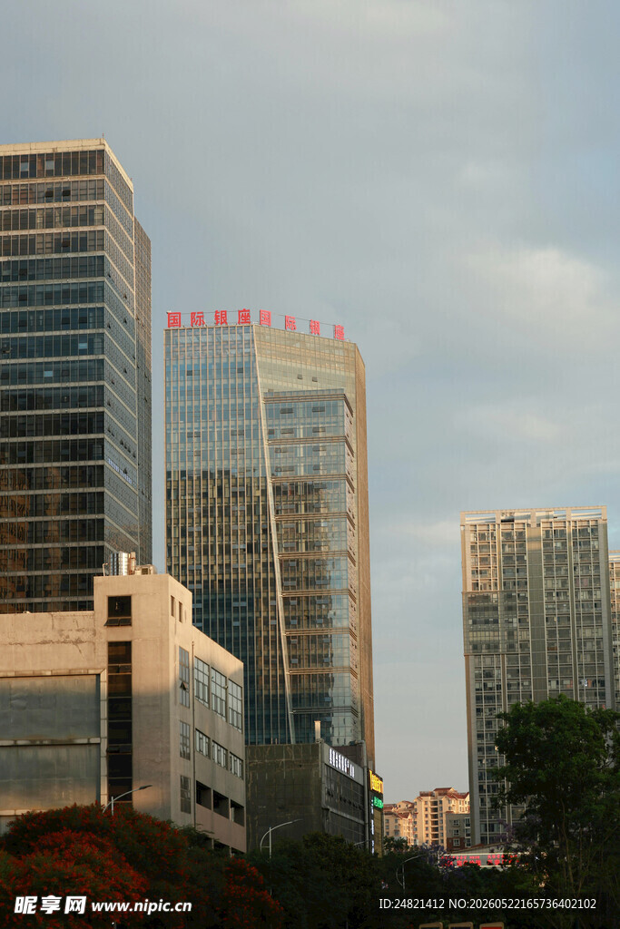 都市高楼景观