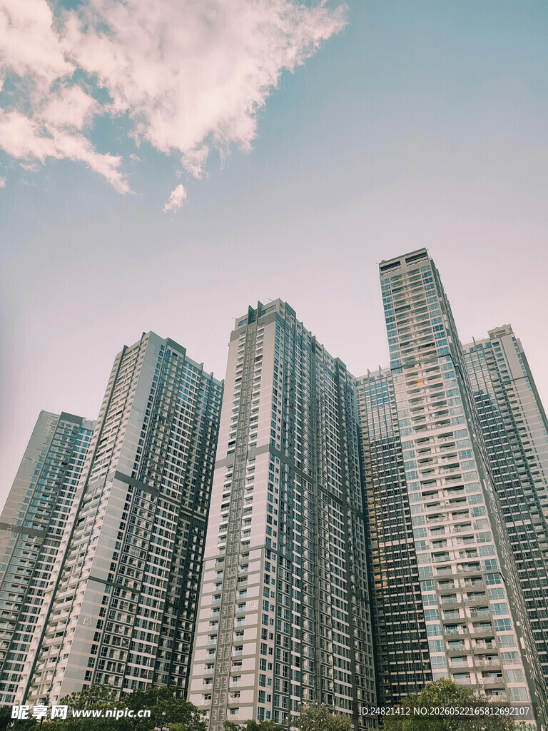 高楼林立的城市天际线