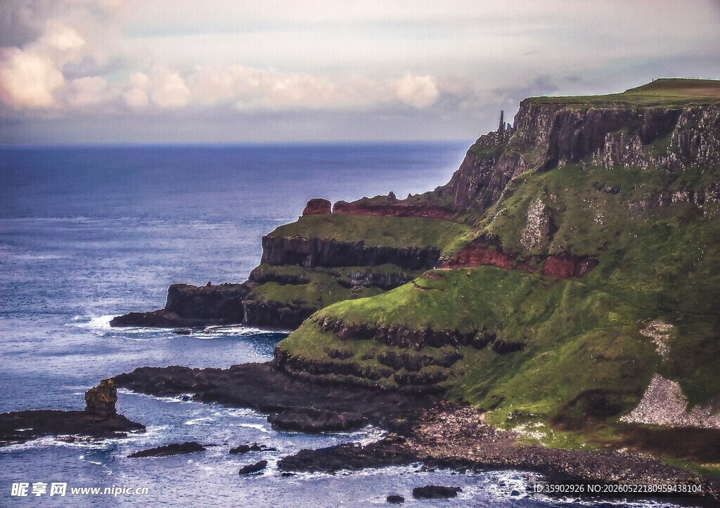 海岸悬崖美景