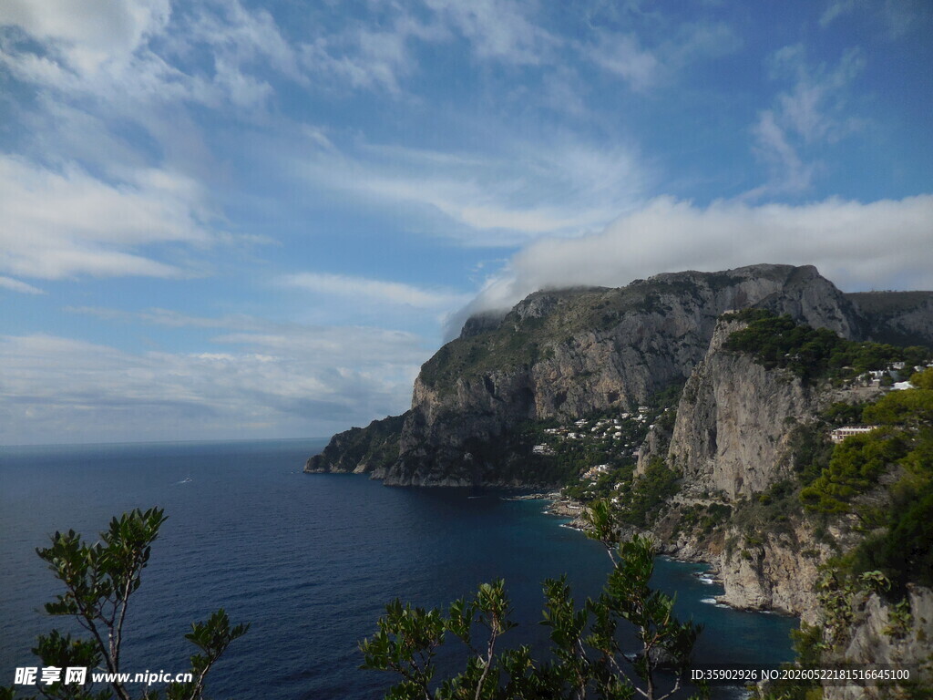 海岸悬崖美景