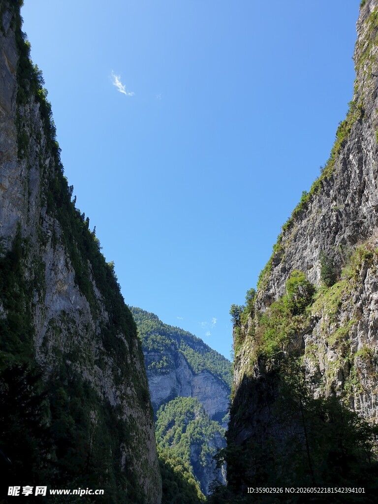 壮丽峡谷风光