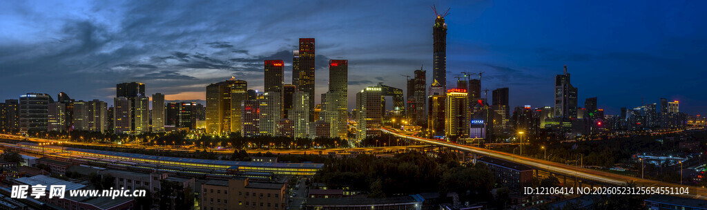 城市夜景璀璨灯火辉煌