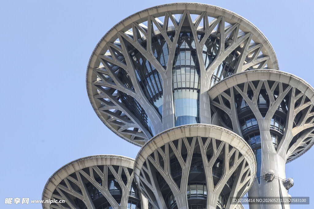 独特造型的现代高楼建筑