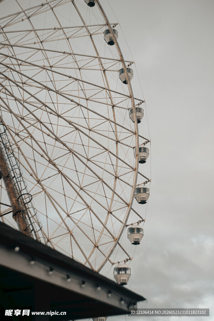 摩天轮近景