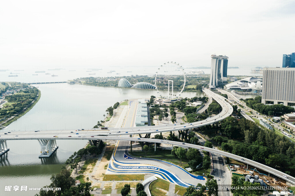 城市桥梁与建筑的美丽景观