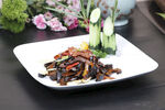 小炒牛肝菌