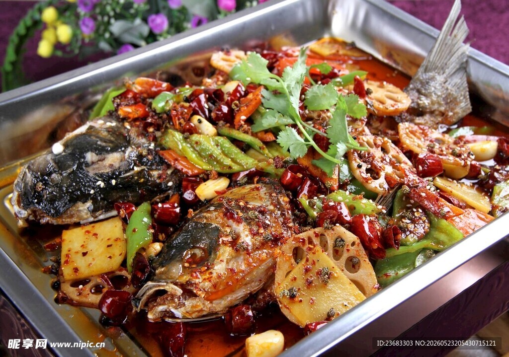 香辣烤鱼美食图片