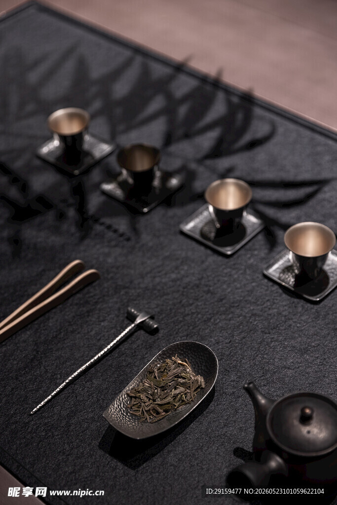 中式茶具尽显典雅韵味