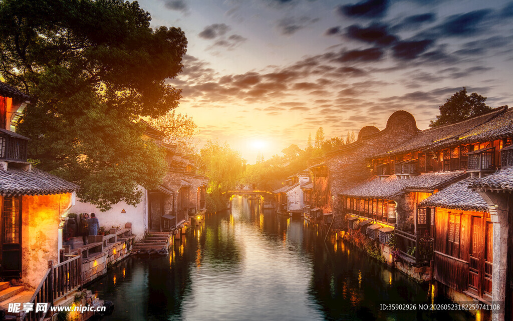 水乡日落美景