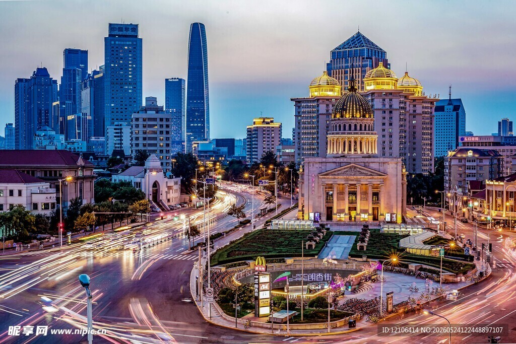 城市繁华夜景与建筑风光