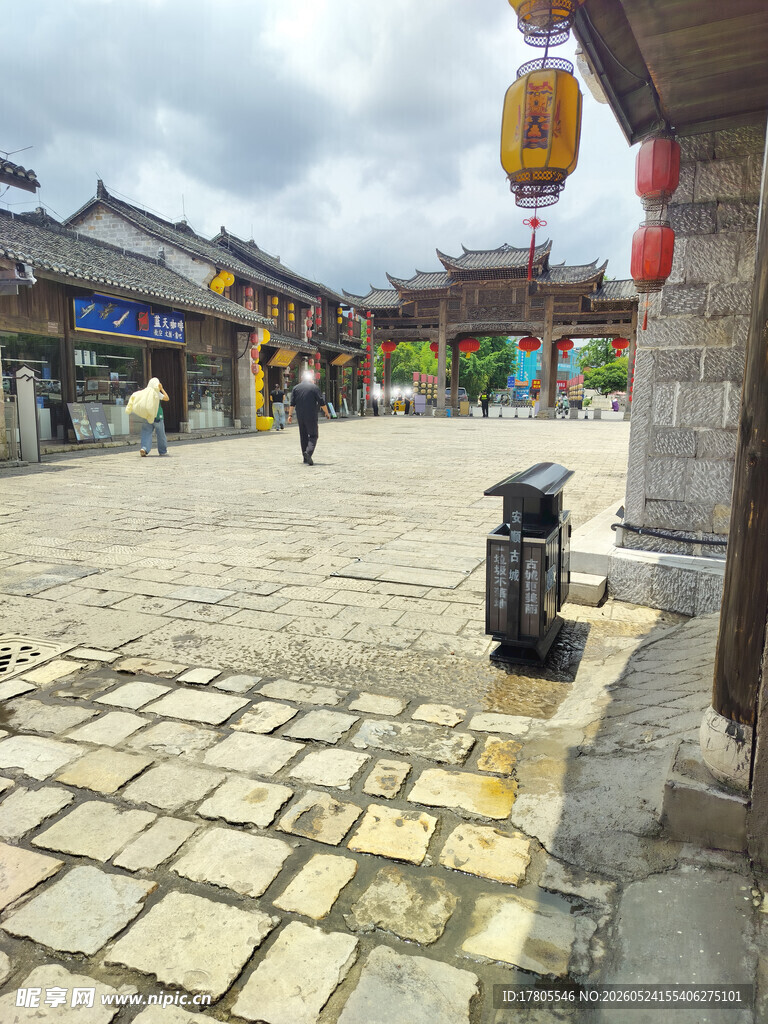 古街广场  传统景致