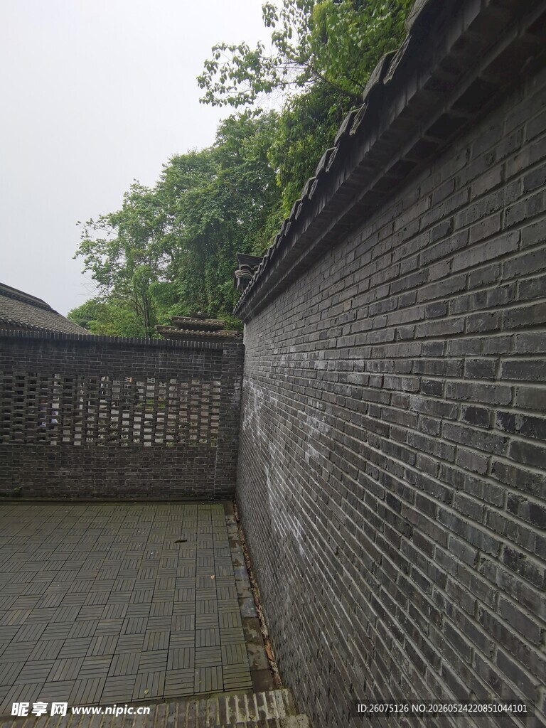 古砖墙庭院静谧中式景致