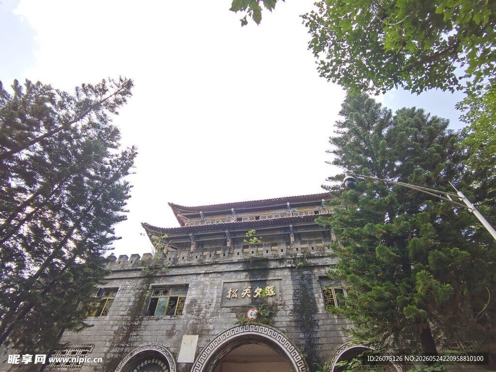 中式古建筑大门景观