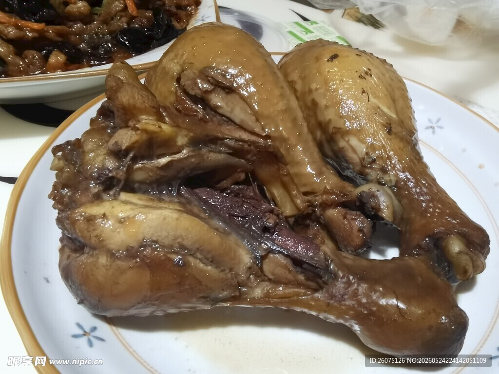 美味卤鸡腿