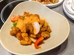 美味炒豆腐配多彩蔬菜