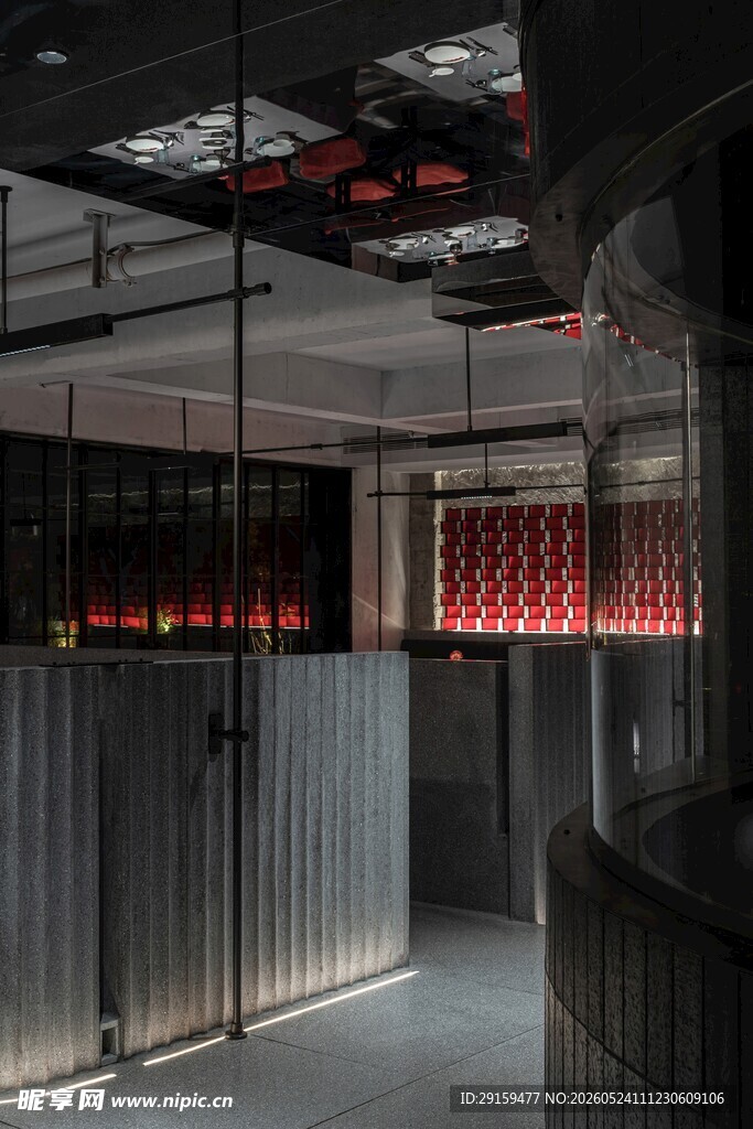 现代工业风酒吧室内场景