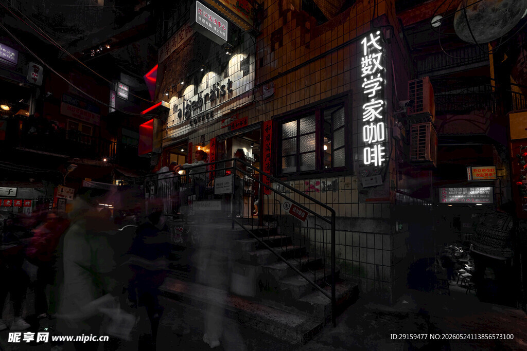 夜晚热闹的街头店铺场景