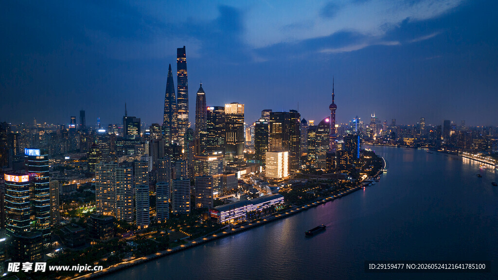 上海外滩璀璨夜景风光