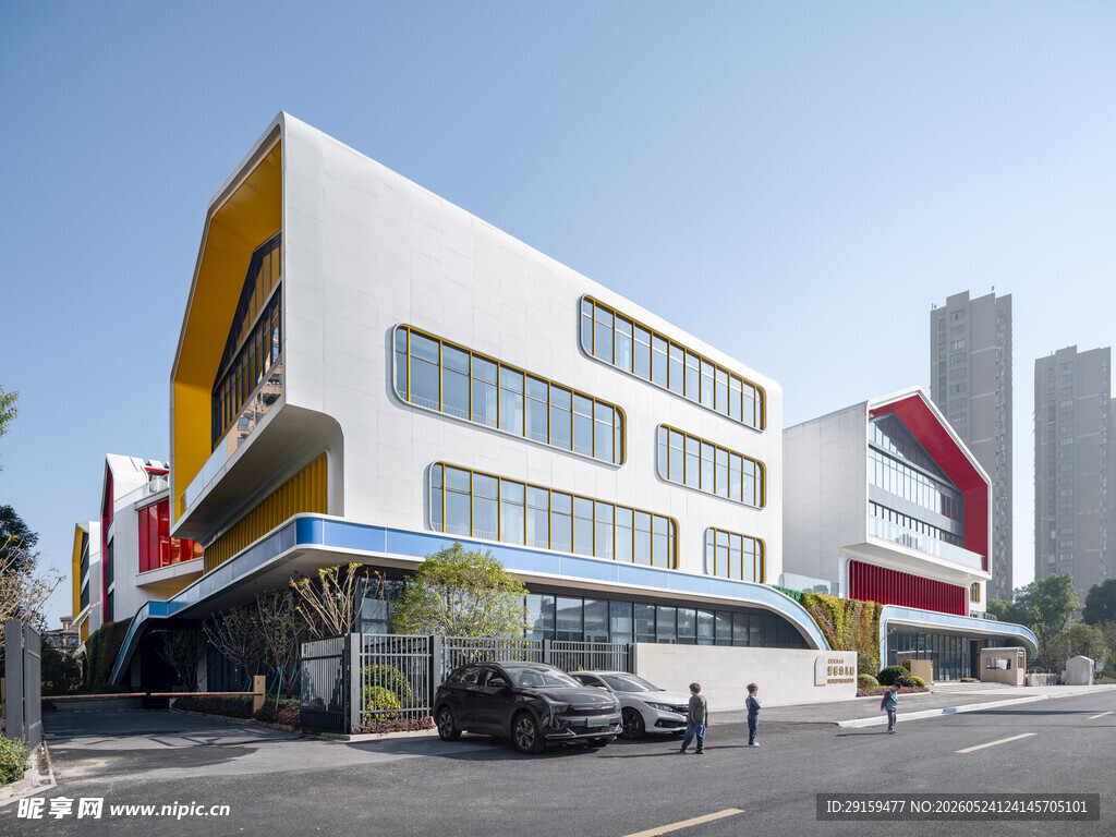 现代风格城市商业建筑