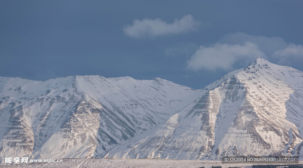 壮丽雪山风景