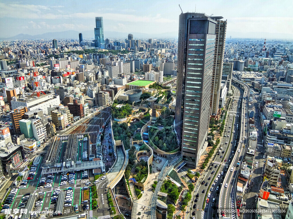 城市繁华景观俯瞰图
