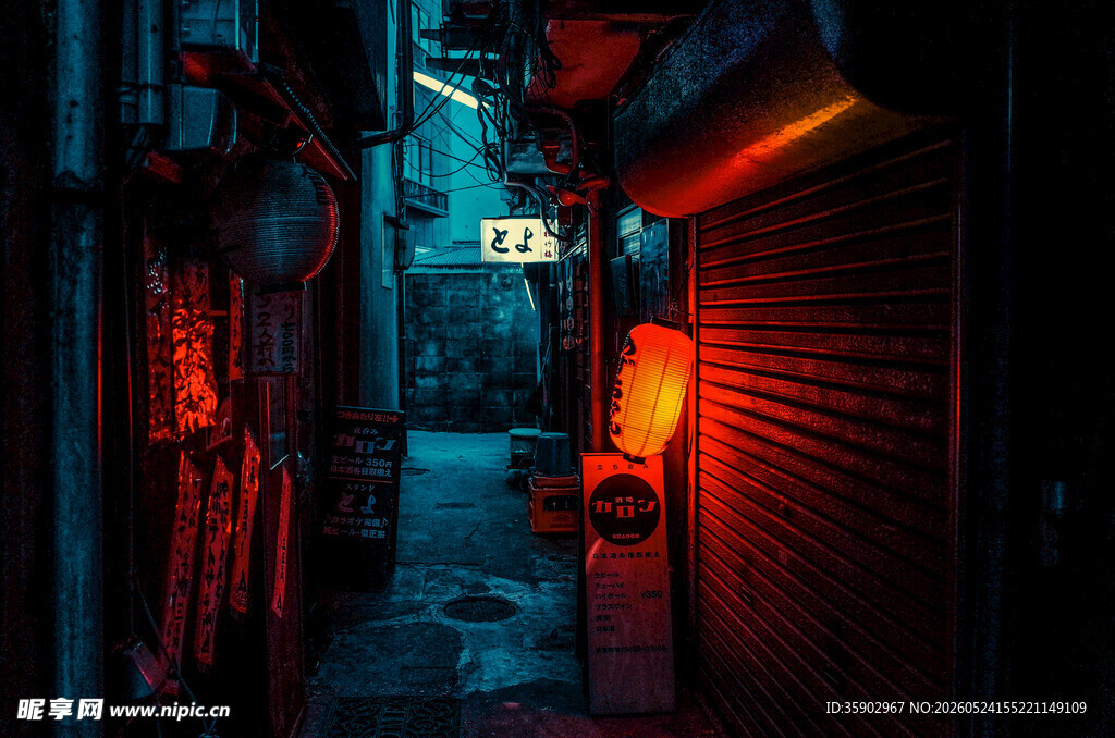 暗巷中的暖光