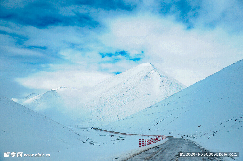 雪山公路风景