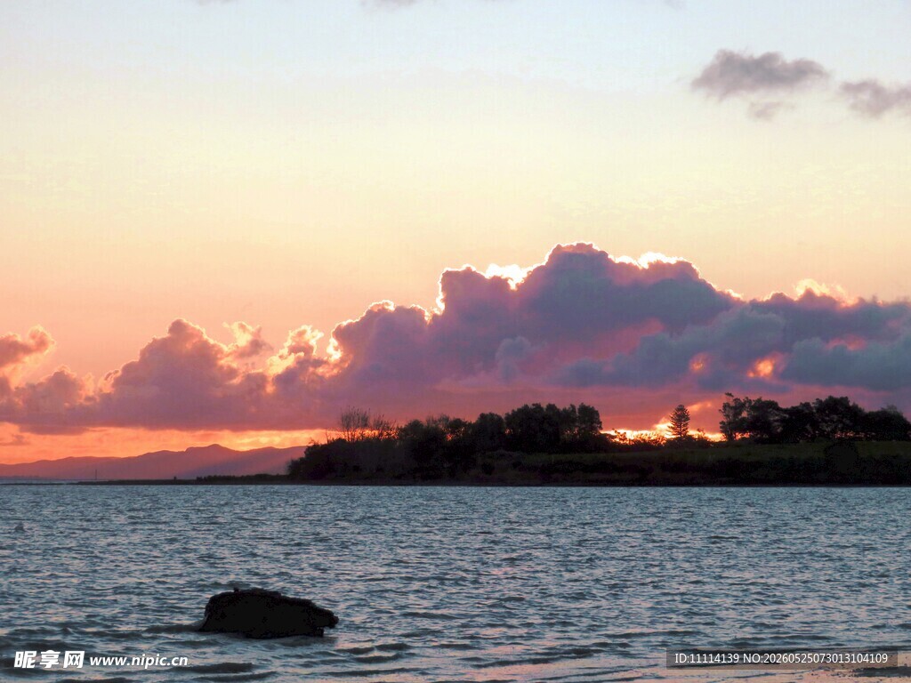 海边日落美景