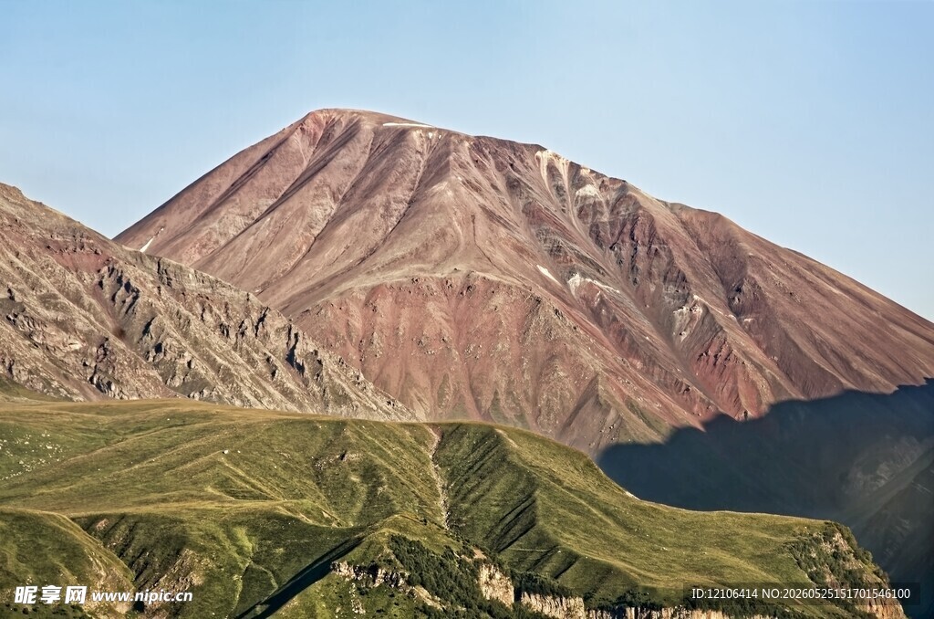壮丽多彩的高山景观