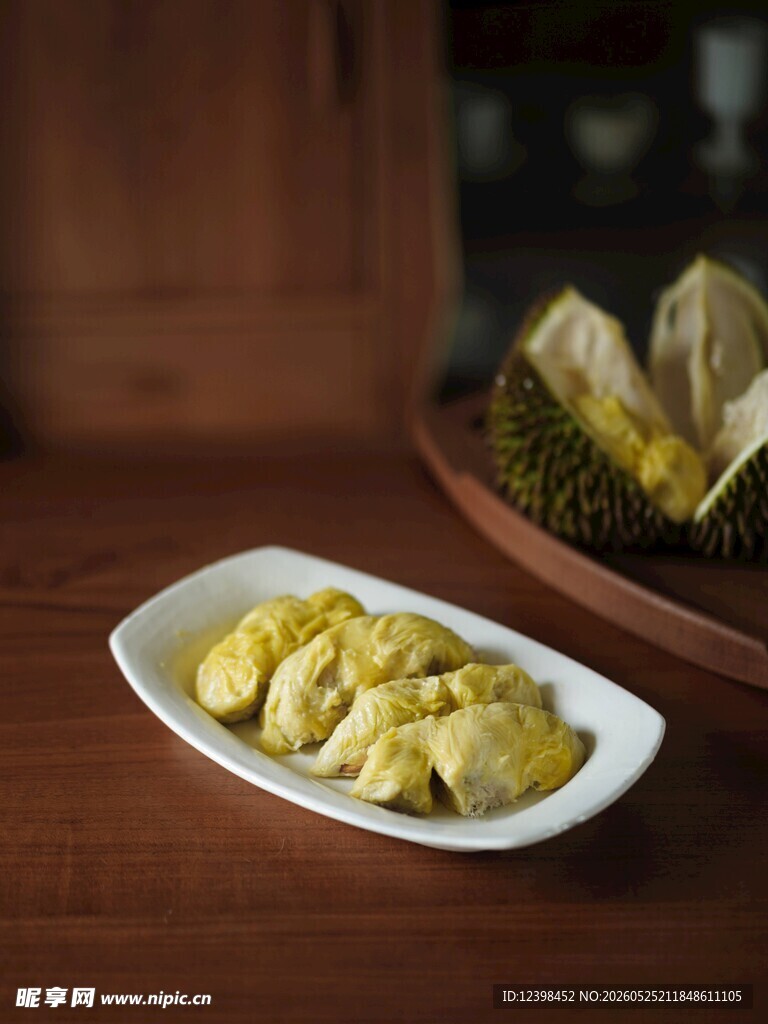 美味榴莲果肉摆盘展示