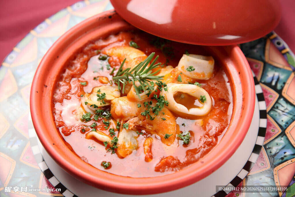 美味海鲜番茄炖锅料理