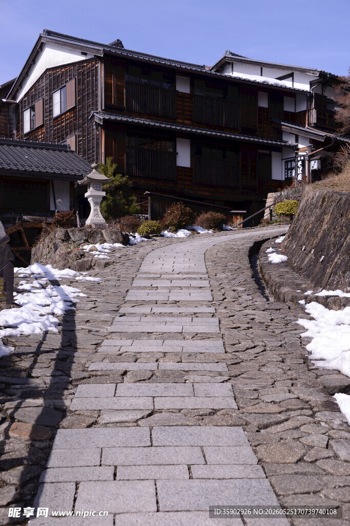 日式庭院小道古朴景致