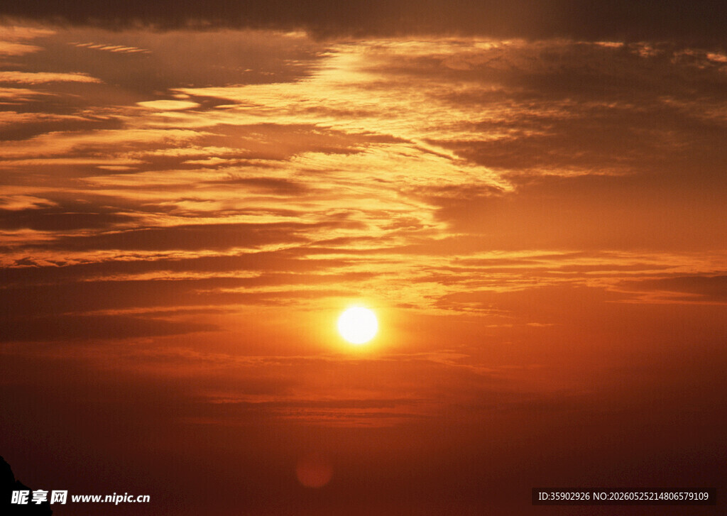 夕阳西下天空美景