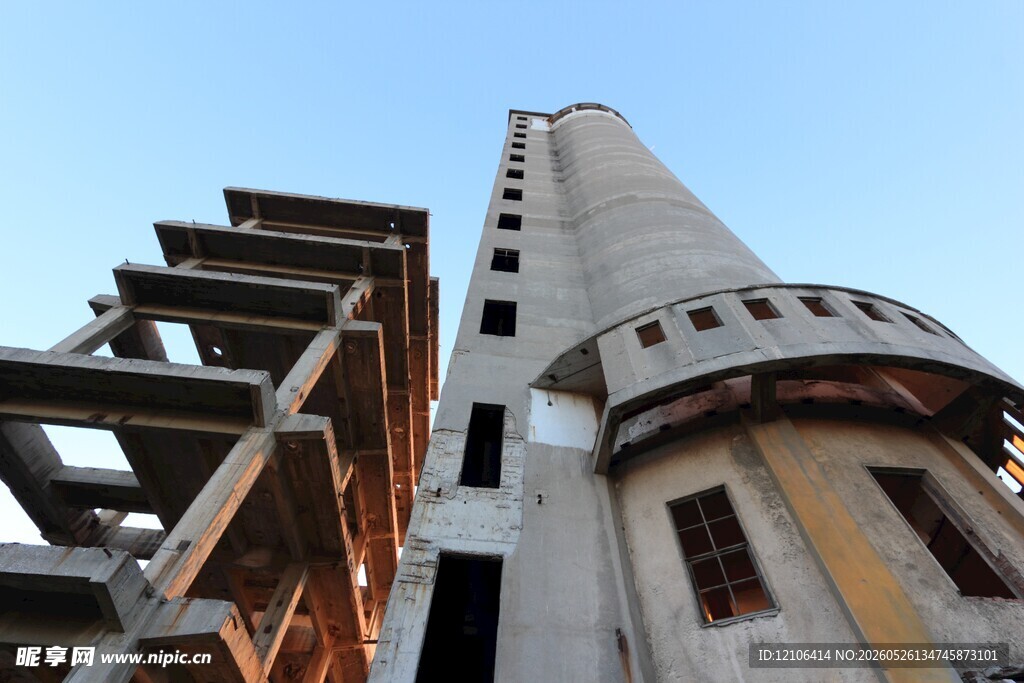 废弃高楼建筑外观景观