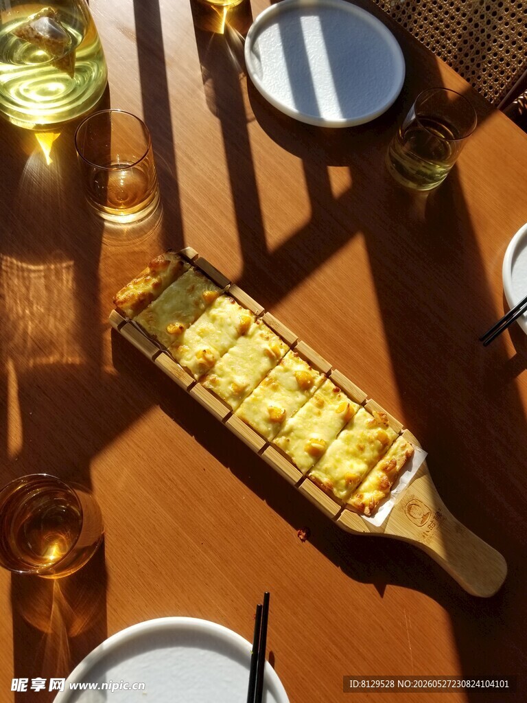 户外美味烧烤惬意时光