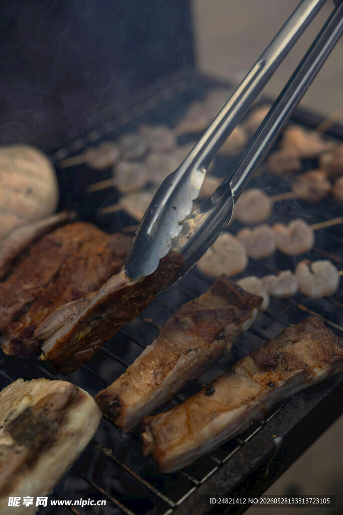 美味烤肉现场特写
