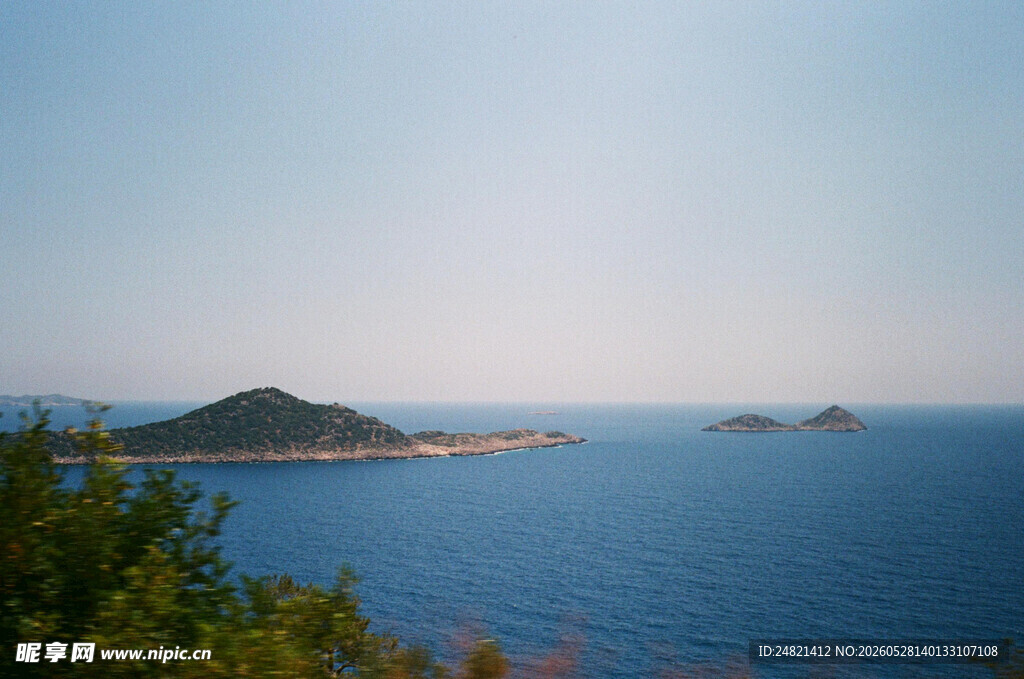 海上岛屿风光