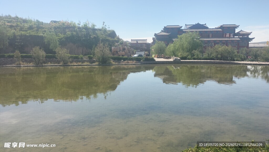 湖畔风光