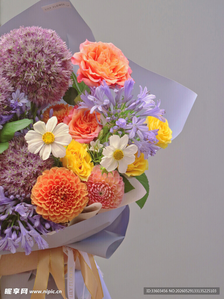 多彩缤纷鲜花花束