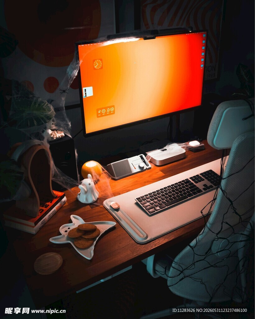 办公桌电脑外设