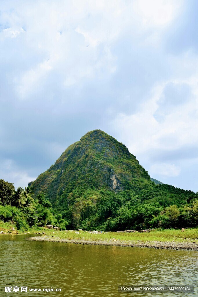 青山绿水间秀丽风光自然风光风景