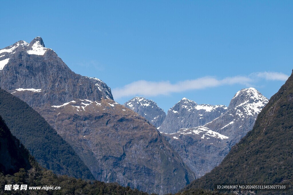 壮丽雪山景观自然风景风光