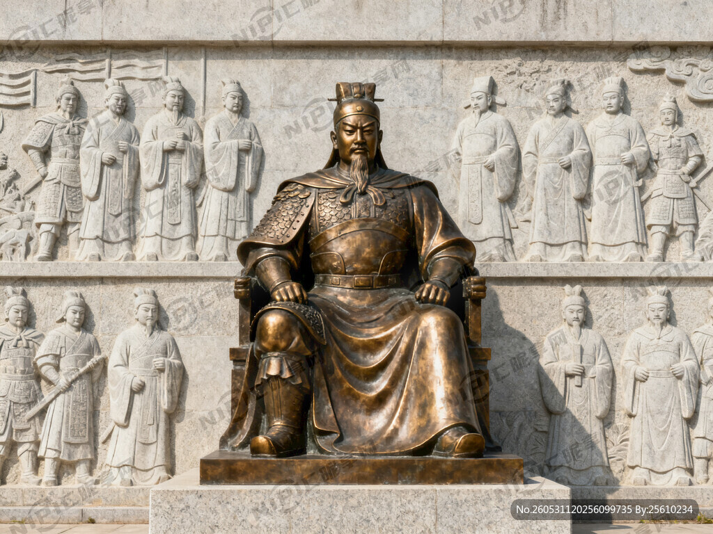 高浮雕 陈元光雕塑   坐姿的