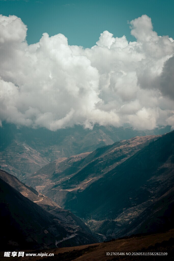 山间云海美景