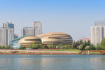 湖畔现代建筑景观