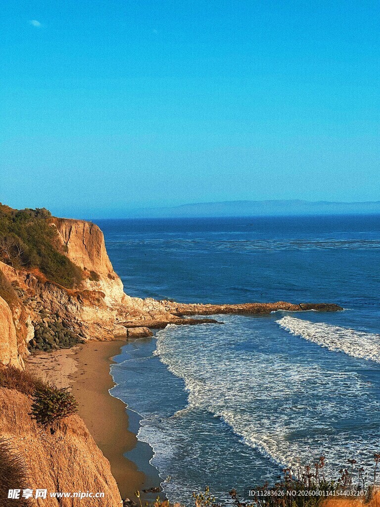 海岸美景海浪