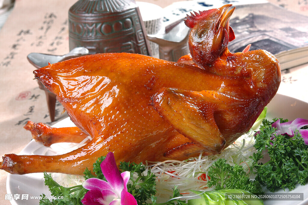 美味烤鸡摆盘精致诱人