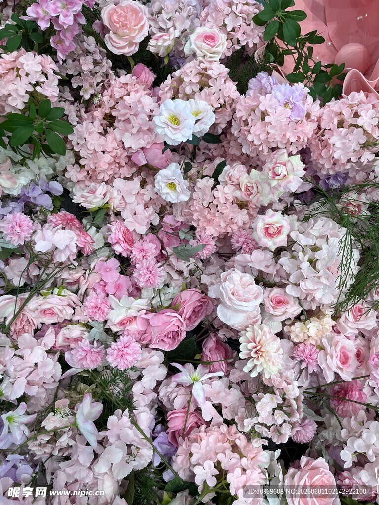 缤纷多彩的烂漫花海