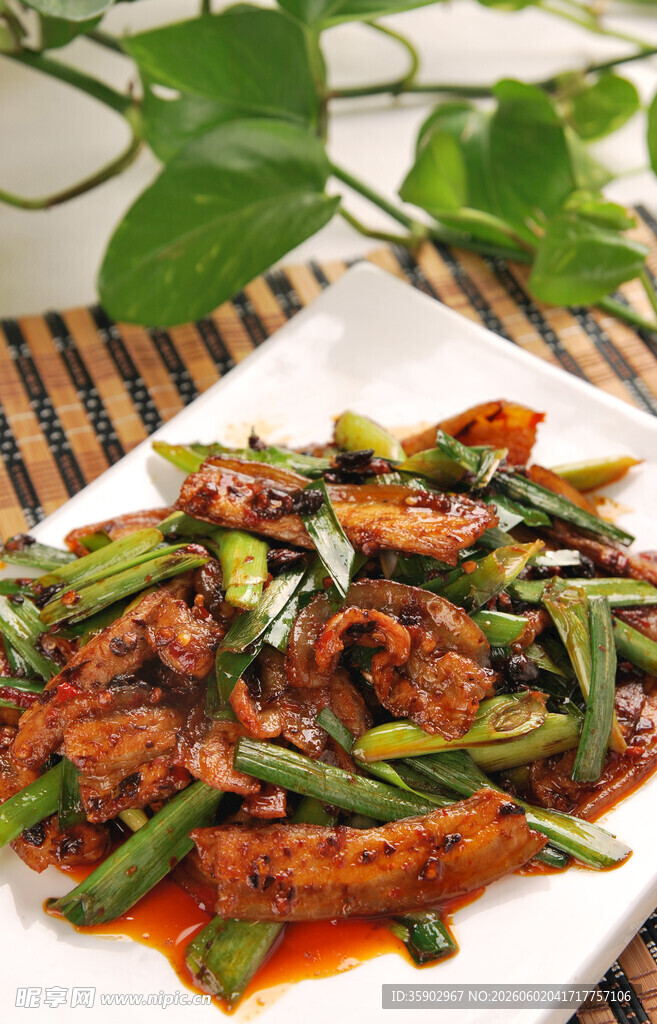 回锅肉美食摄影图片