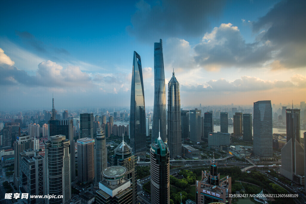 上海城市天际线壮丽景观
